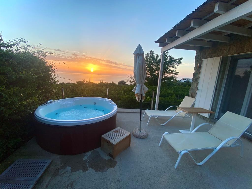 C’est la vie, il wine resort tra le vigne di Ischia ed il fine dining di Emmanuel Scotti