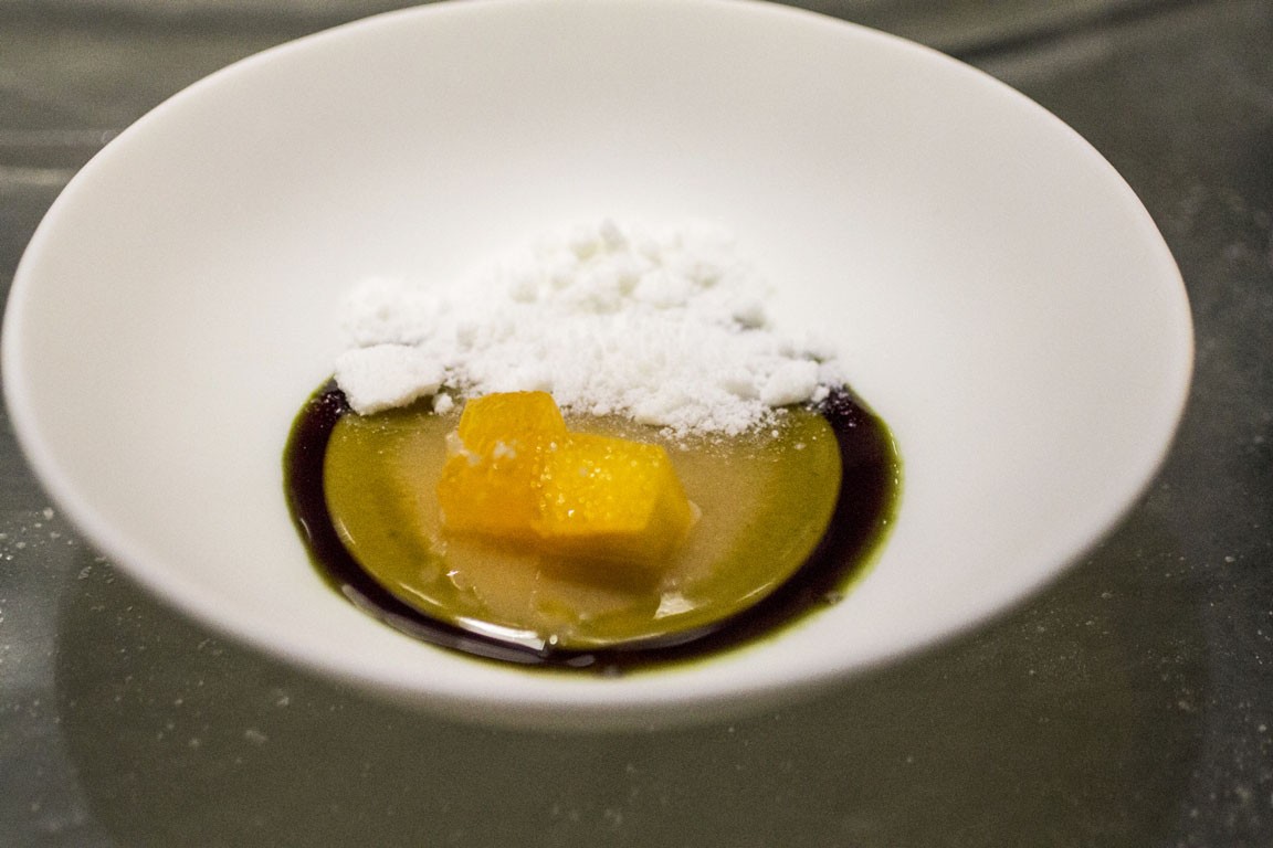Ecco perché la polemica che ha coinvolto Franco Pepe e l'utilizzo di mozzarella congelata è fuori tempo massimo e perché il movente potrebbe essere un altro.